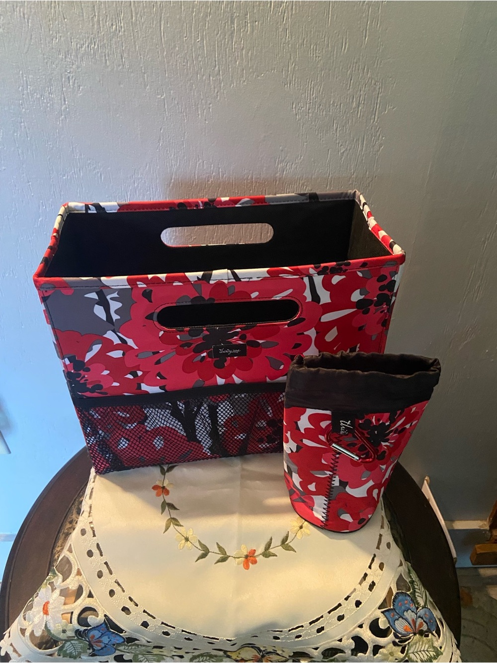 New thirty-one Red Floral Storage Bin and Matching drink Koozie
